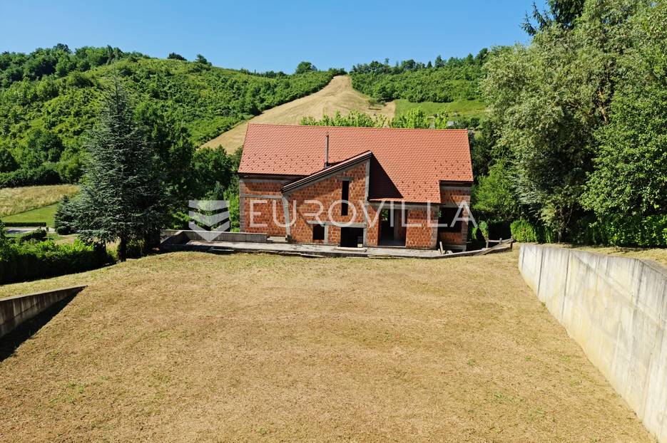 Sveta Nedelja, Srebrnjak, Roh Bau vila NKP 400 m2 na zemljištu 4852 m2 - cover