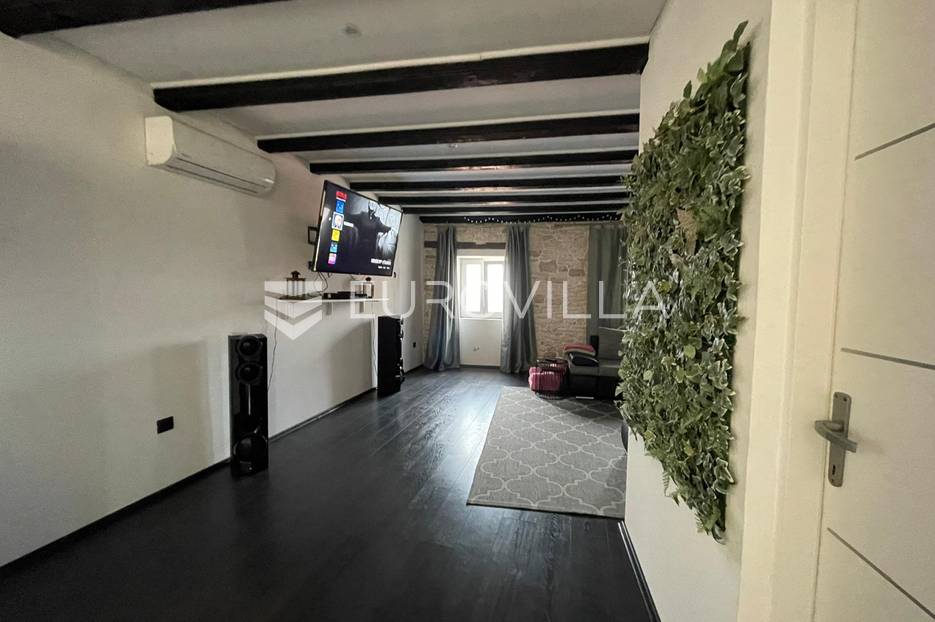 Istra, Vodnjan, šarmantna kuća sa četiri apartmana, pogled more - cover