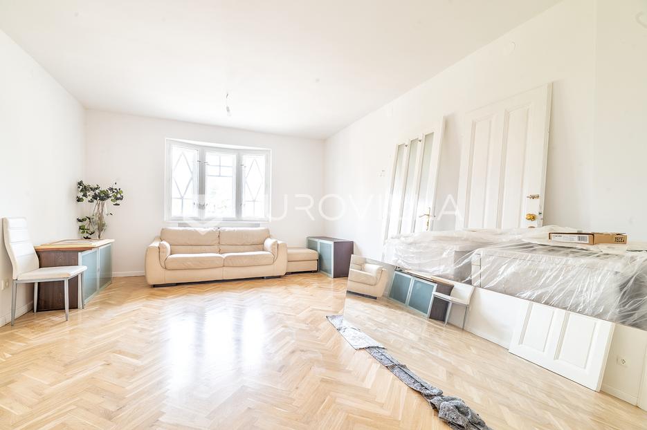 Nazorova obiteljska kuća (dvojni objekt) 300m2 na zemljištu 420m2 - cover