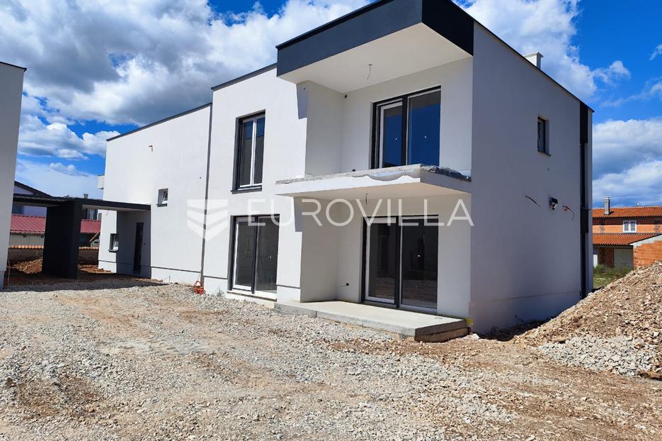 Istra, Medulin, samostojeća kuća na idealnoj lokaciji, prilika - cover