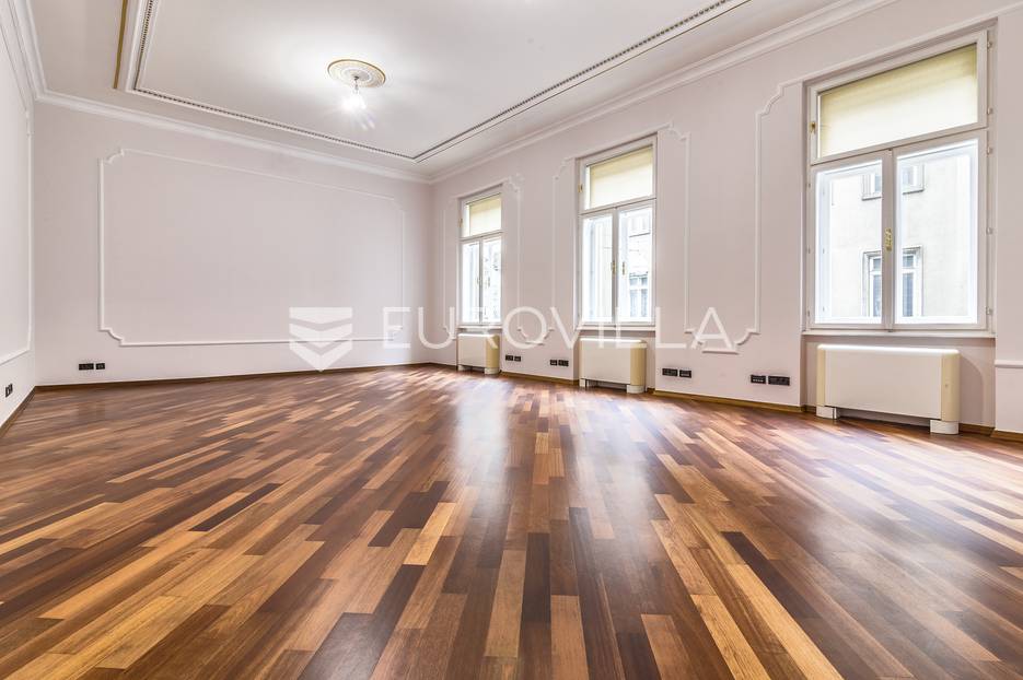 Jurišićeva luksuzan poslovni prostor 210 m2 na I katu - cover