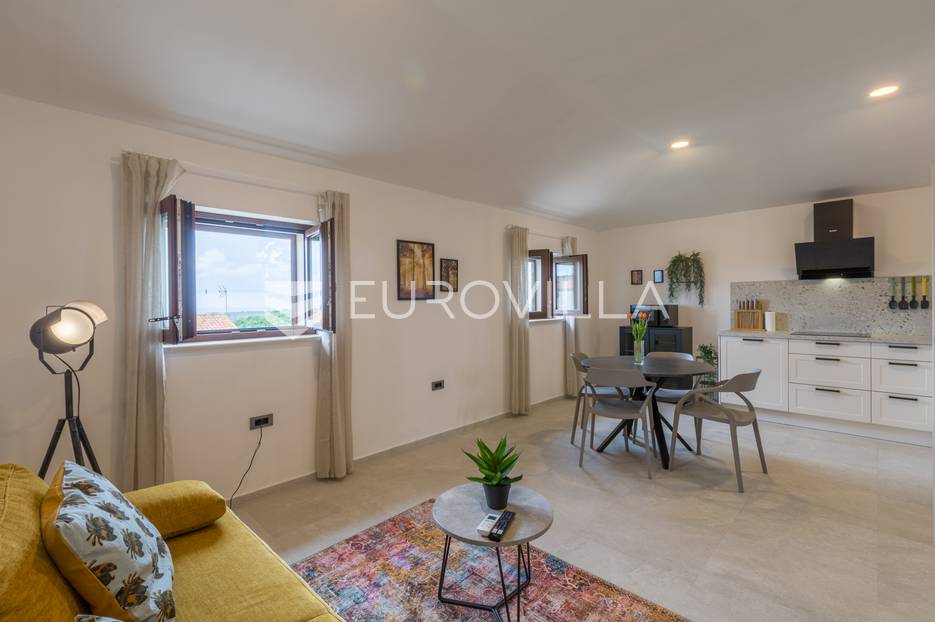 Istra, Tar, dvosoban stan s pogledom na more - cover