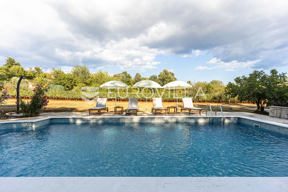 Istra, Labin, tradicionalna istarska kuća - cover