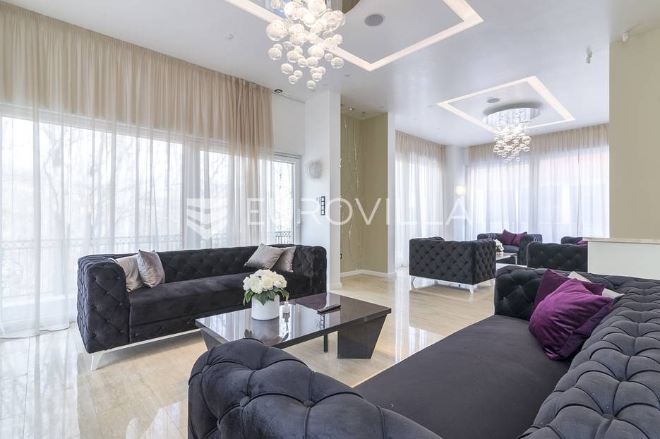 Remete luksuzna obiteljska vila s bazenom - cover