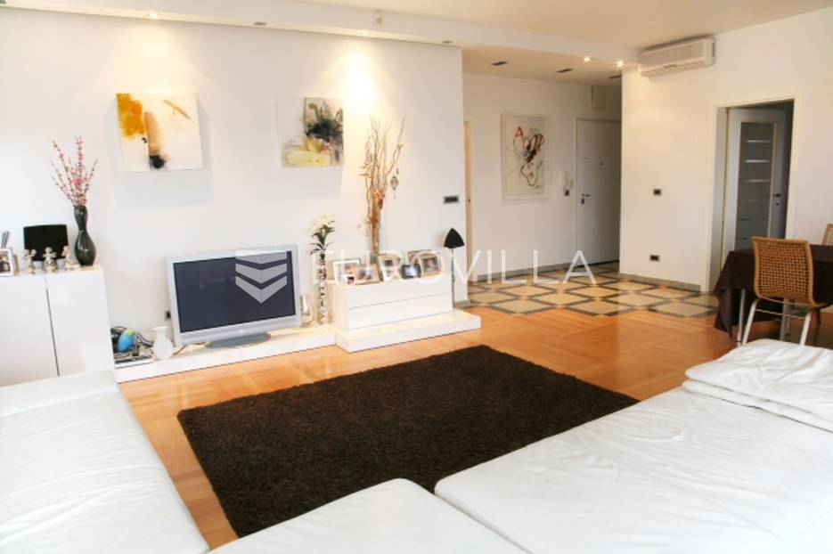 Pantovčak, Vale Vouka, luksuzan peterosoban stan s garažom, 218 m2 - cover