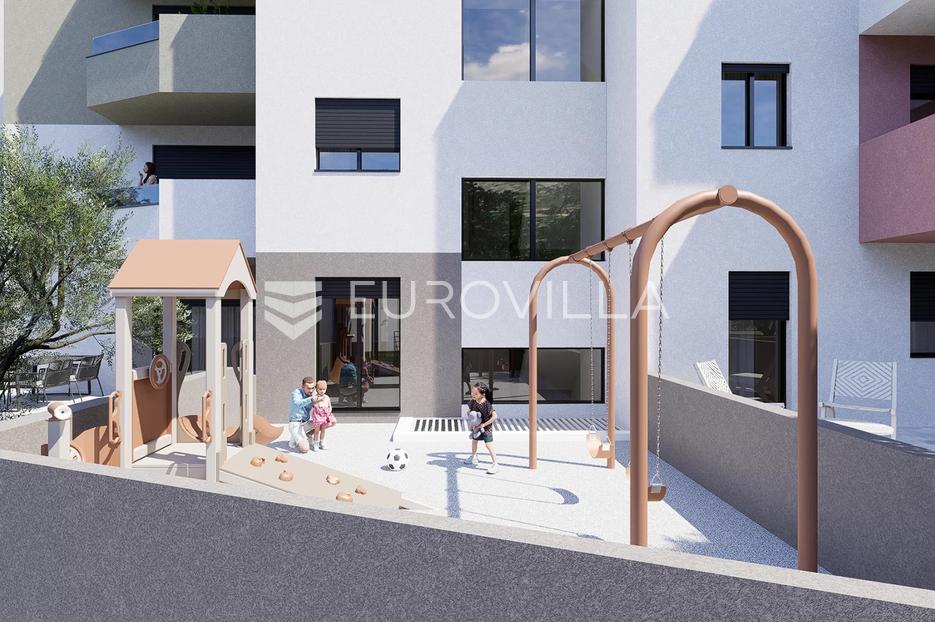 Podstrana, trosoban stan s lijepim vrtom u prizemlju- B1 - cover