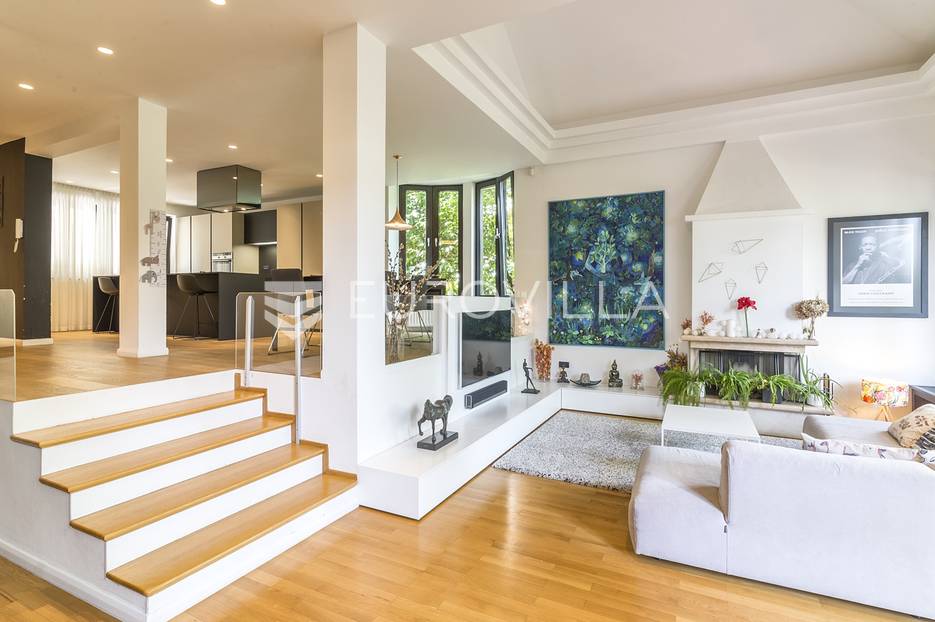 Maksimir prekrasna obiteljska kuća 330m2 za najam - cover