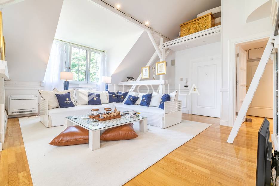 Zagreb, Bosanska ulica, trosoban stan 102 m2 - cover