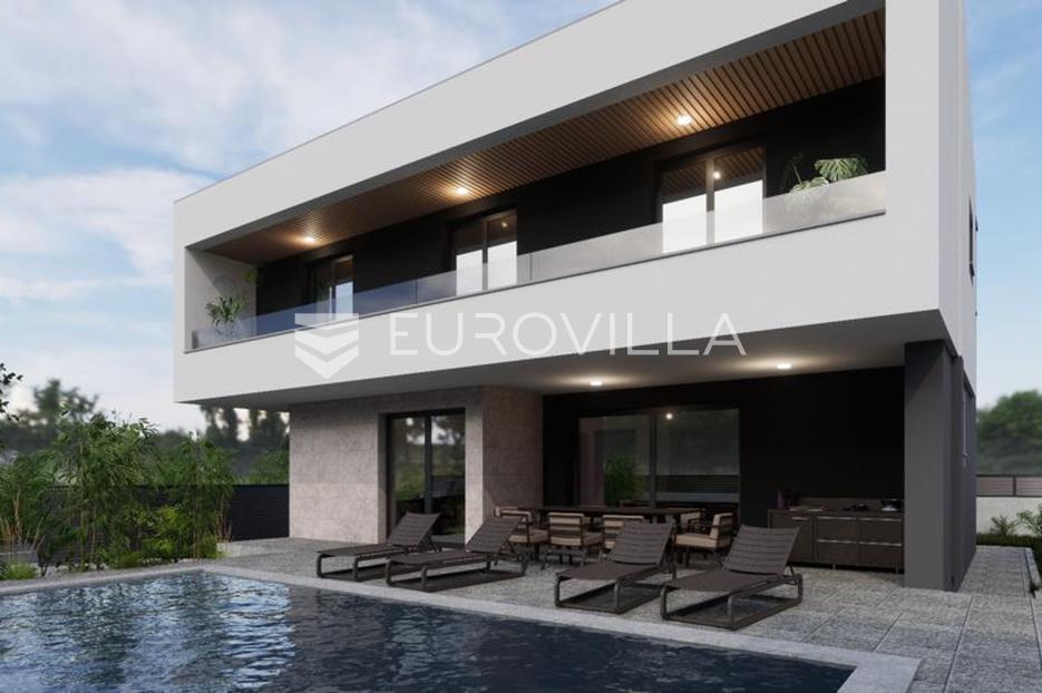 Pula, širi centar - građevinsko zemljište 405 m2  s projektom za obiteljsku kuću - cover