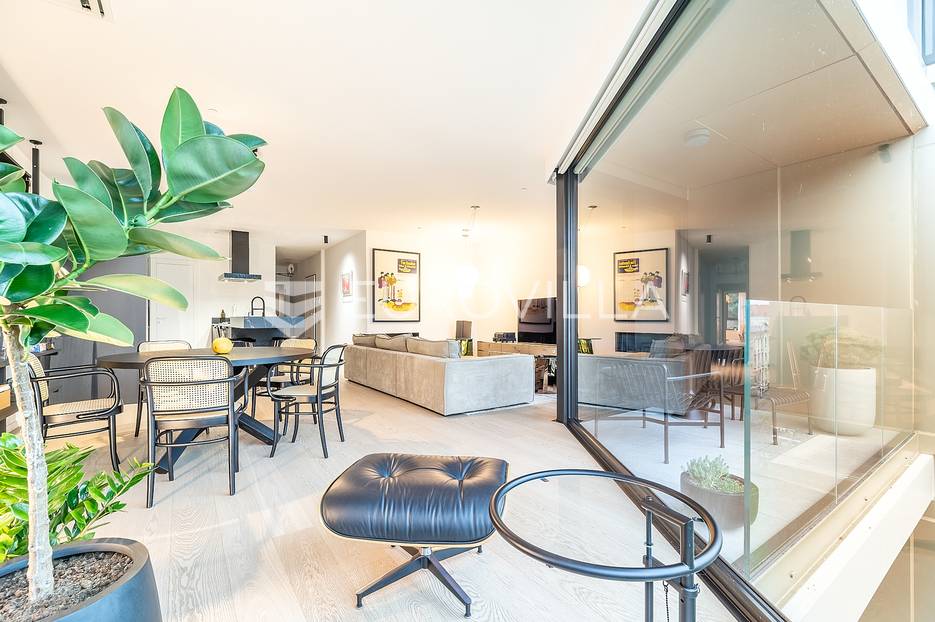 Zagreb, Britanski trg luksuzan peterosoban stan sa 2 garaže, NOVOGRADNJA - cover