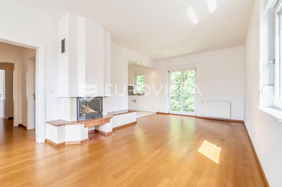 Zagreb, Maksimir, predivan trosoban stan, NKP 94 m2 - cover