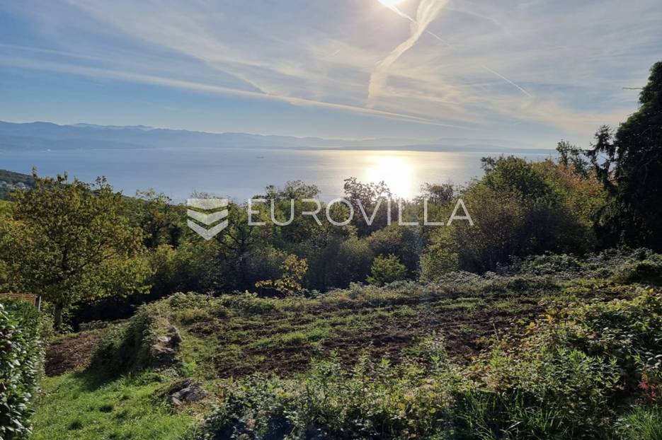 Opatija, Ičići, Građevinsko zemljište 17500 m2 na odličnoj lokaciji - cover