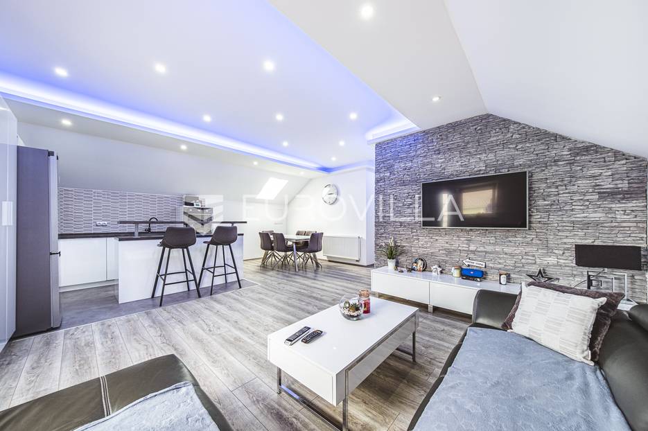 Zagreb, Petruševec, Novi Petruševec, kuća s dvorištem - cover