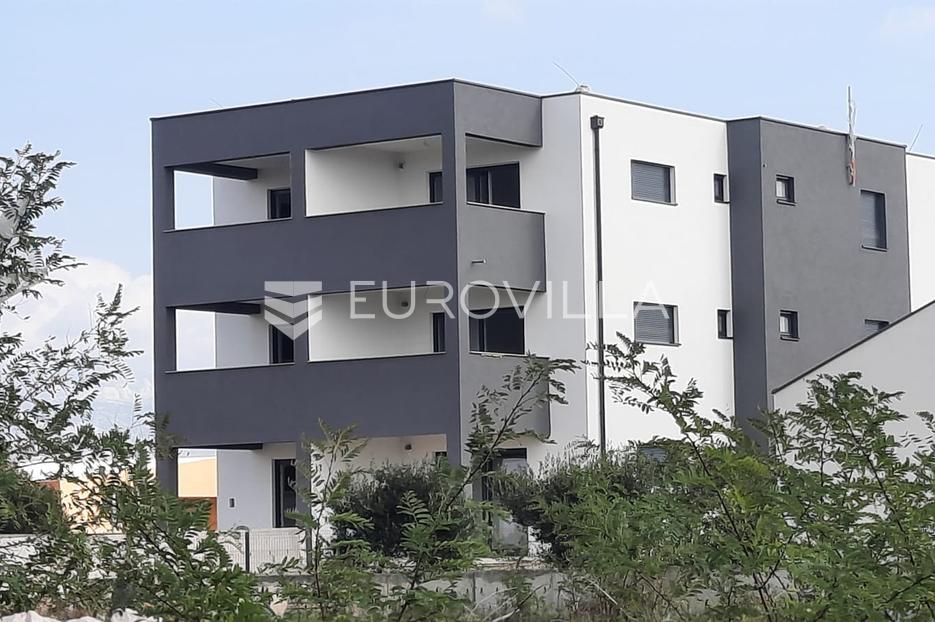 Pag, Povljana, dvosoban stan na odličnoj lokaciji NKP 64,5 m2 - cover