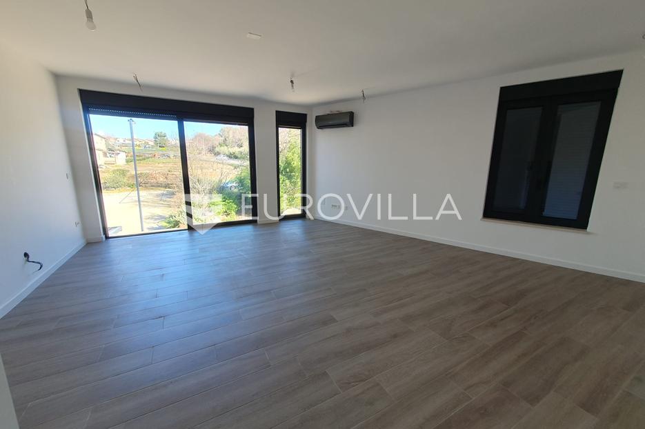 Istra, Poreč, jednosoban stan na 300m od plaža - cover