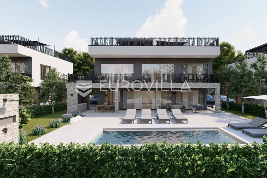 Istra, Poreč, luksuzna vila na 400m od mora - cover