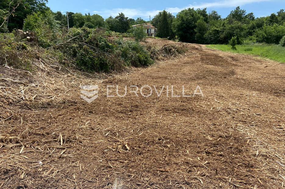 Labin, Kršan, građevinska parcela 875 m2 s projektom - cover