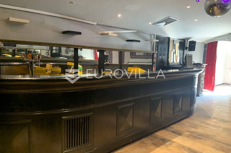 Poreč, top lokacija!!! ugostiteljski objekt, strogi centar, ekskluzivni poslovni prostor - cover