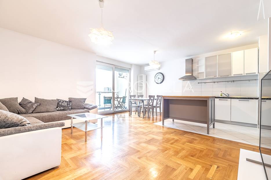 Zagreb, Zagrebačka cesta, prekrasan četverosoban stan NKP 109 m2 - cover