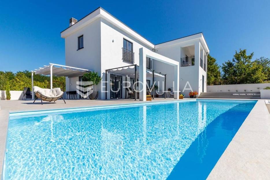 Kanfanar, luksuzna kuća s pogledom  na more - cover