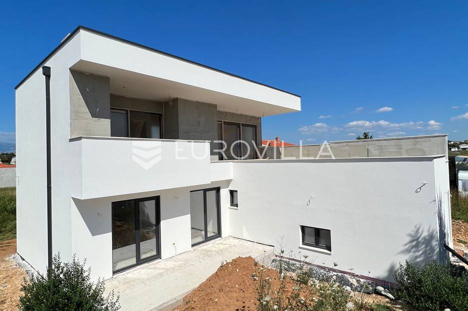 Zadar, Vrsi, samostojeća novoizgrađena vila/kuća s bazenom - cover