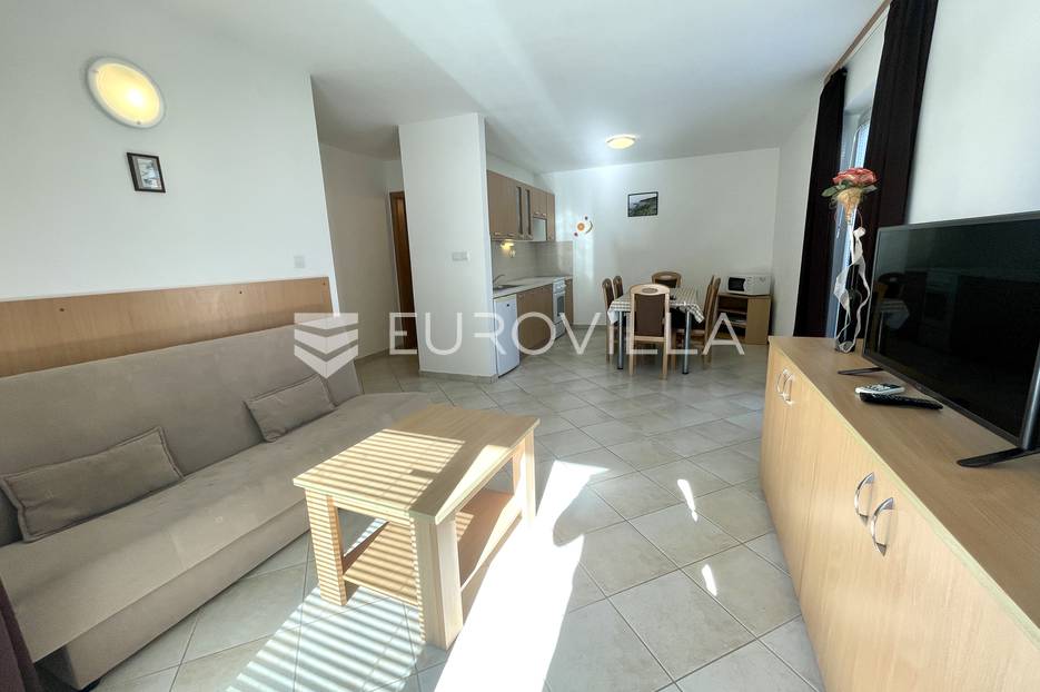 Krk, Soline, lijepi trosoban apartman veličine 73 m2 - cover