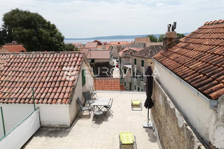 Kaštela, tradicionalna kamena kuća 100 m od mora - cover