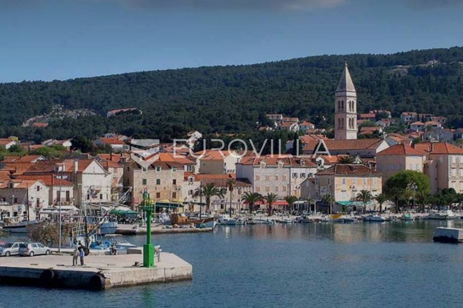Brač, Supetar, poljoprivredno zemljište s pogledom na more - cover