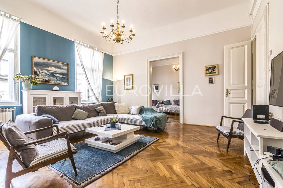 Strogi centar grada, četverosoban stan NKP 156 m2 - cover