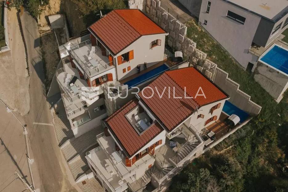 Rab, Palit, dvije moderne luksuzne vile s bazenima - cover