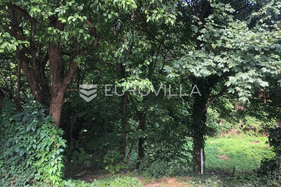 Zagreb, Maksimir, zemljište Bijenički ogranak, 900 m2 - cover