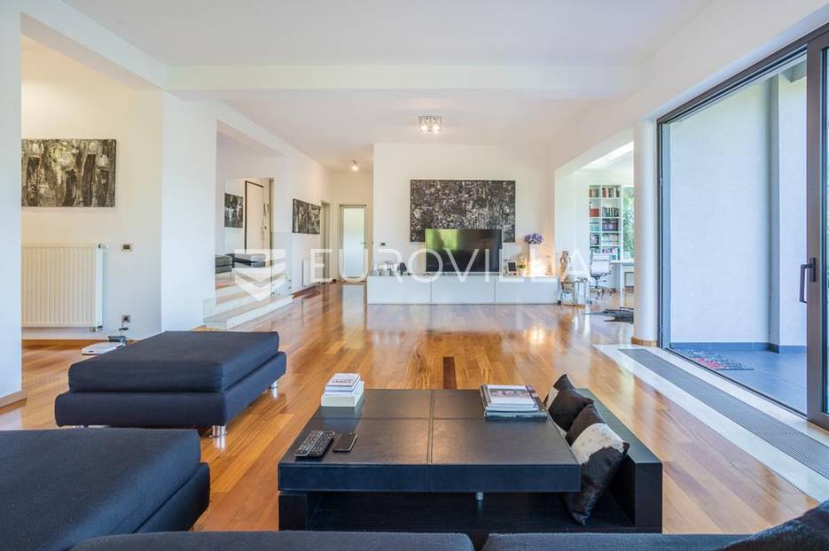 Zagreb, Gornje Prekrižje luksuzan trosoban stan - cover