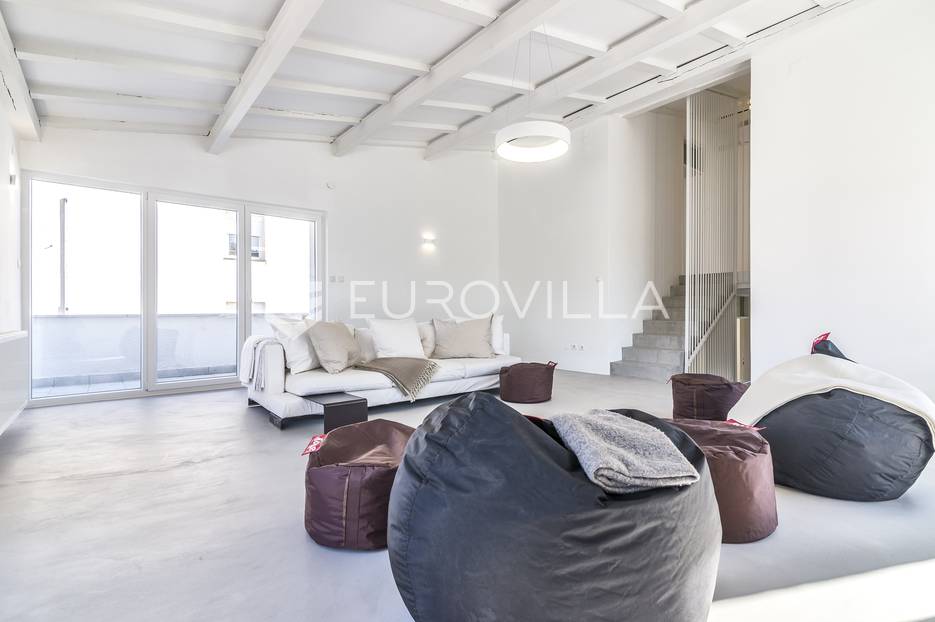 Zagreb, Gračani, novo renovirana obiteljska biološka kuća - cover