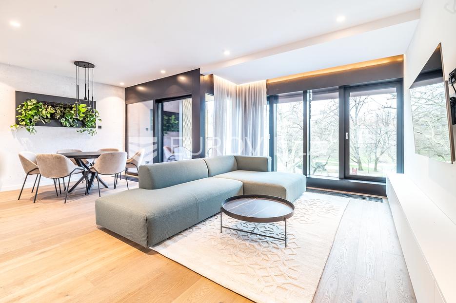 Zagreb, Ribnjak, luksuzni četverosobni stan 130 m2, PRVI NAJAM! - cover