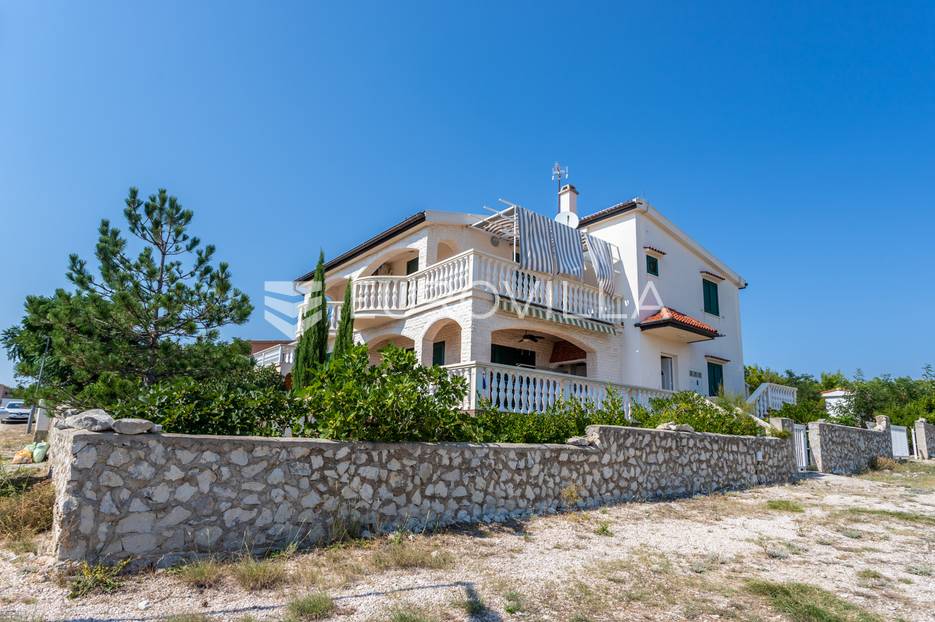 Pag, Vlašići, kuća s vrtom i pogledom na more - cover