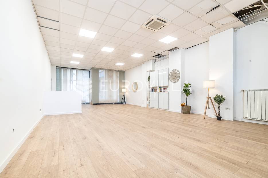 Zagreb, Trešnjevka, dvoetažni poslovni prostor / ulični lokal 219 m2 - cover