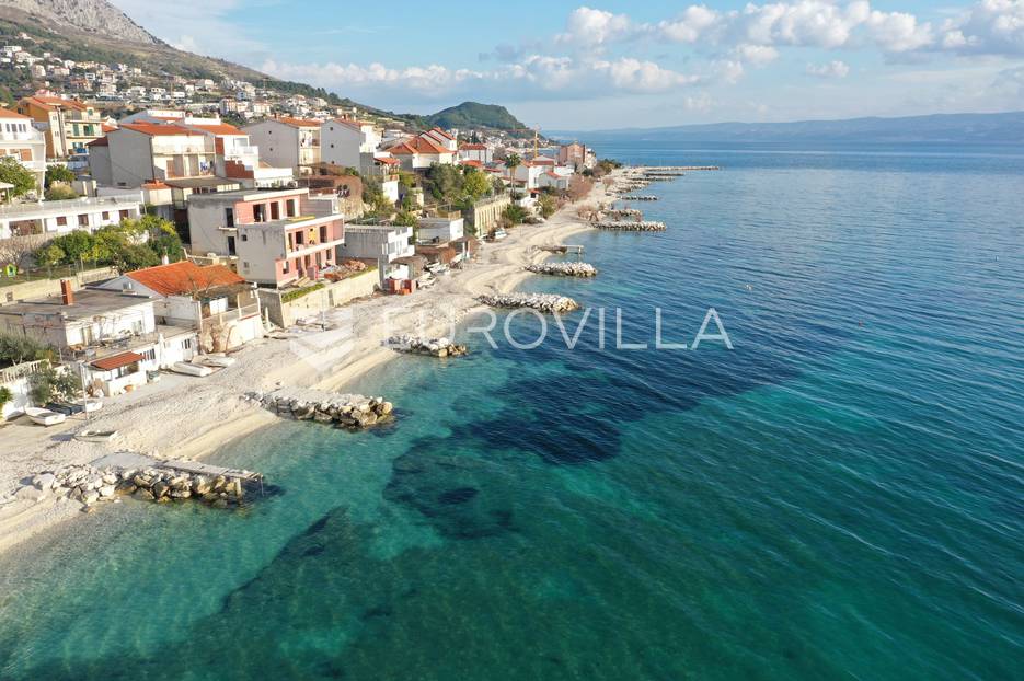 Podstrana, građevinsko zemljište s otvorenim pogledom na more - cover