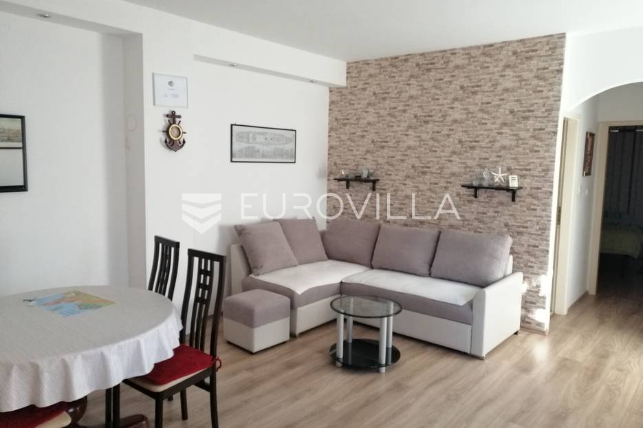 Istra, Rovinj, kuća s dva apartmana i vrtom 232 m2 u centru Rovinja - cover