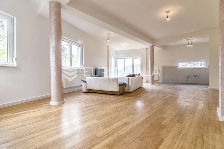 Zagreb, Gornje Vrapče, prekrasna peteroetažna vila, 400 m2 - cover