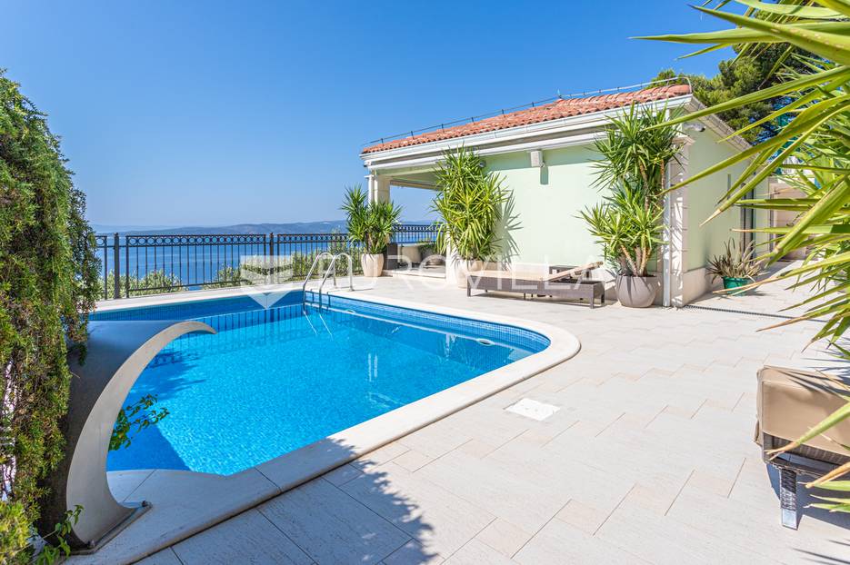 Brela prekrasna kuća s bazenom i panoramskim pogledom - cover
