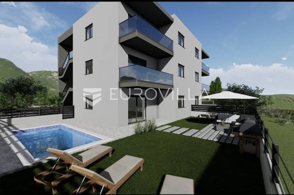 Kaštel Stari,  dvosoban stan u prizemlju s bazenom - cover