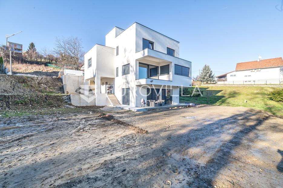 Zagreb Črnomerec moderna vila 380 m2 NOVOGRADNJA - cover