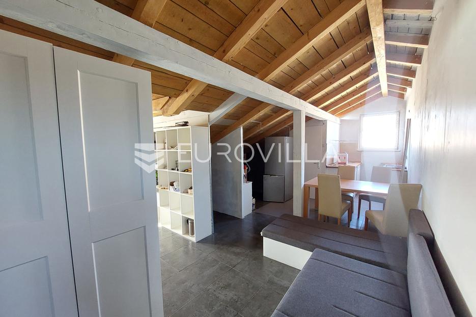 Rovinj, studio apartman, NKP 48 m2 - cover