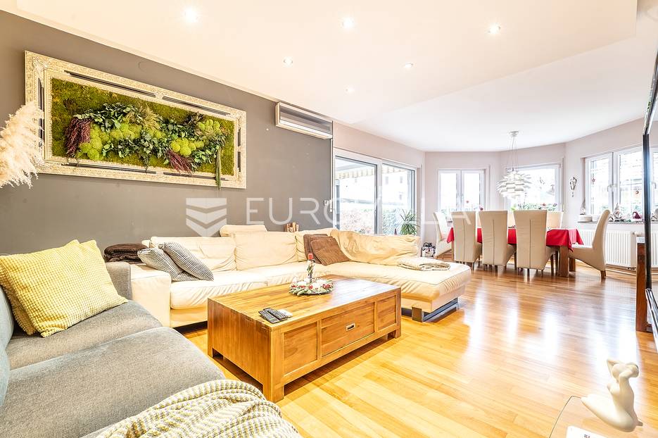 Samobor, luksuzan četverosoban stan NKP 175,50 m2 s vrtom - cover