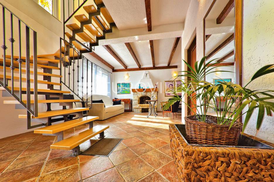 Rab, Supetarska Draga, prekrasna villa 150 m2 s pogledom na more - cover