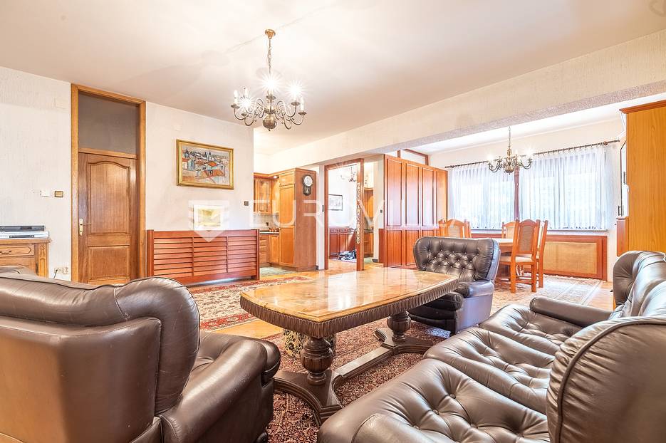 Zagreb, Kraljevec, uređen četverosoban stan 110 m2 - cover