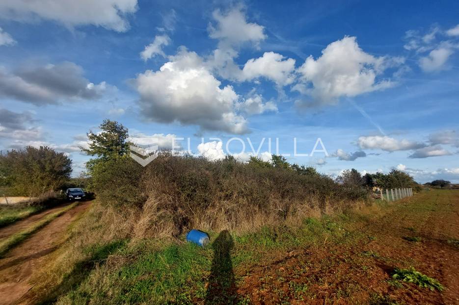 Šikići, poljoprivredno zemljište nadomak Pule - cover