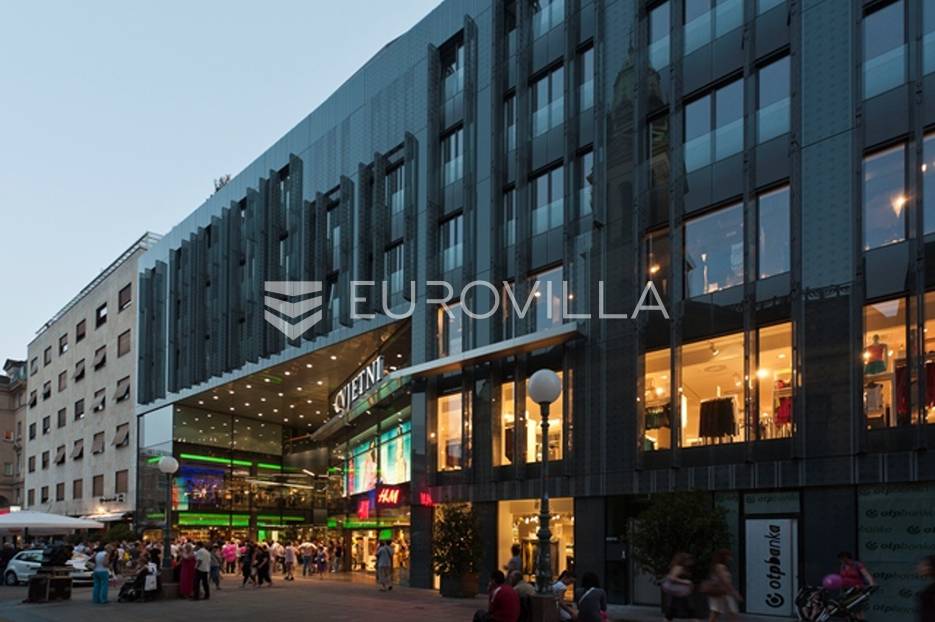 Zagreb, Cvjetni trg luksuzan moderan četverosoban stan 135m2 sa 2 garaže - cover