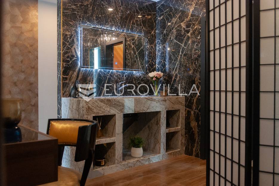 Istra, Funtana, moderna vila na samo 500 metara od mora - cover