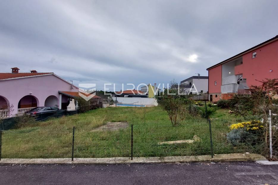 Volme, građevinsko zemljište 200 m od mora - cover